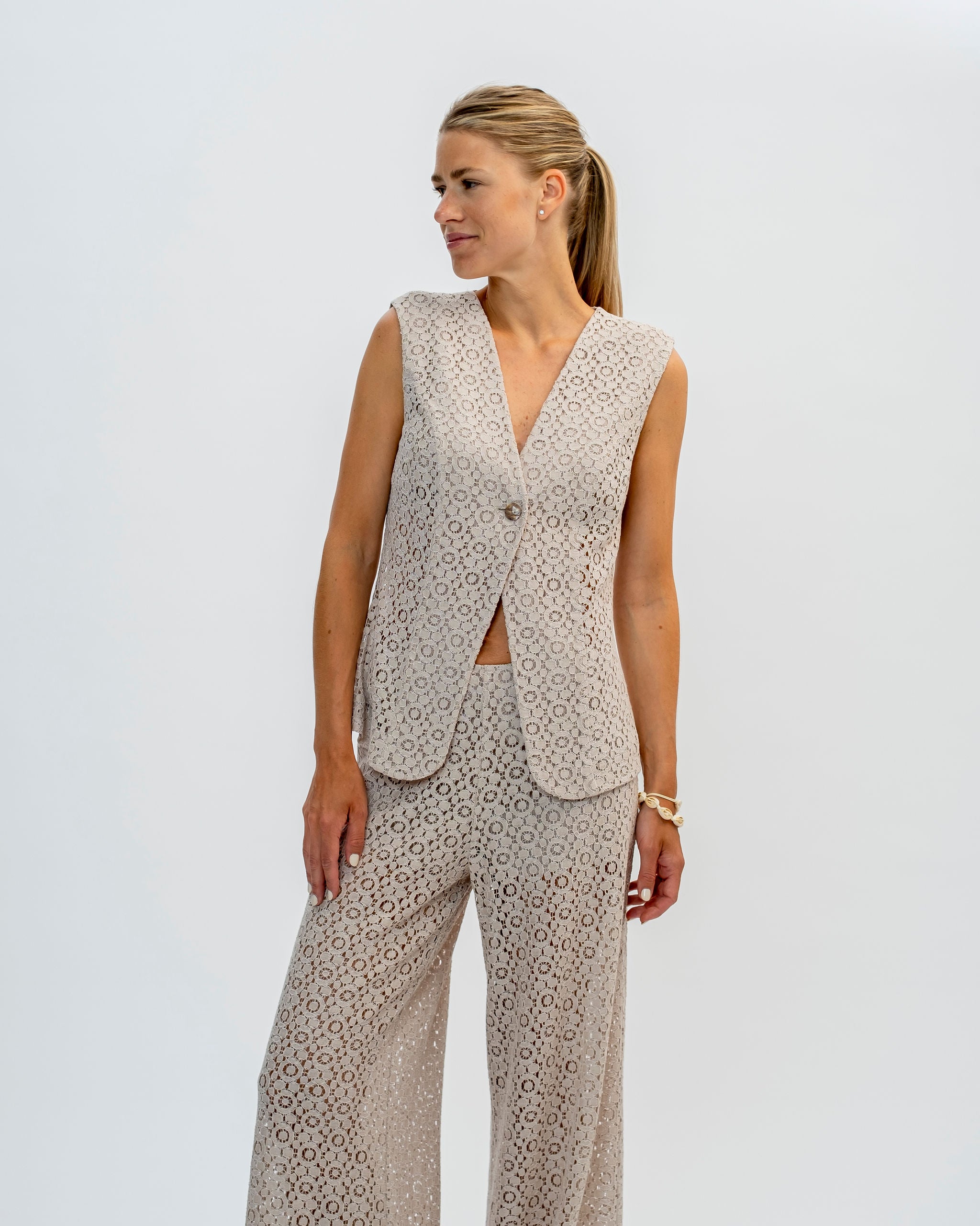 Suela vest