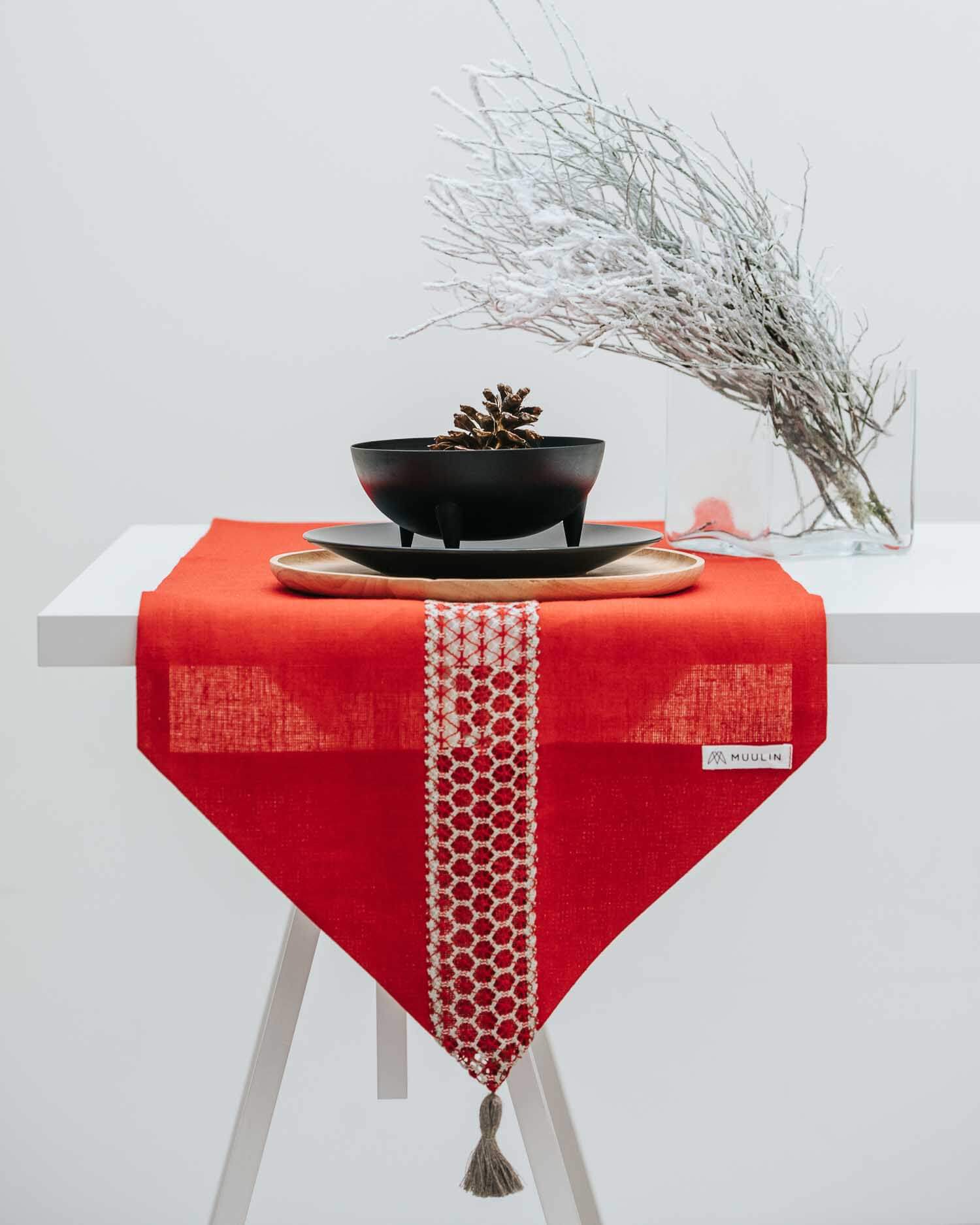 Nurgaga linik Modern Lines